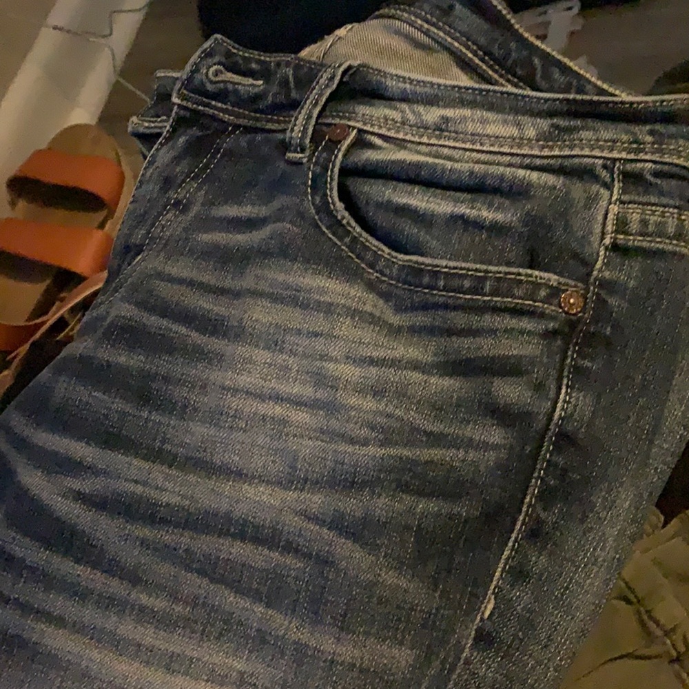 Buckle jeans